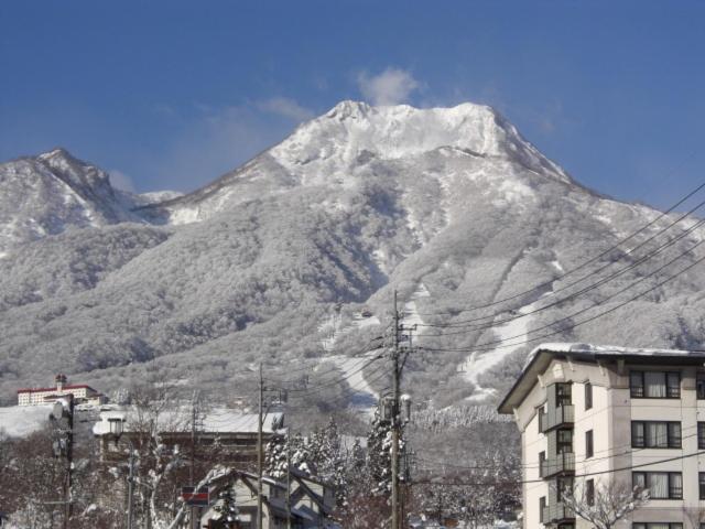 Akakura Yours Inn Myoko Exterior foto